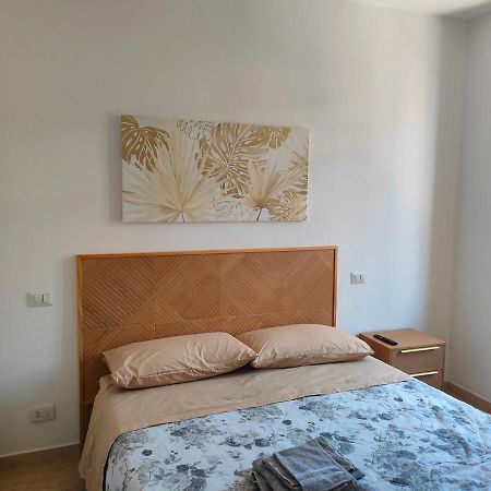 شقة Da Paolo E Laura - In Centro A San Benedetto سان بنيديتّو ديل ترونتو المظهر الخارجي الصورة
